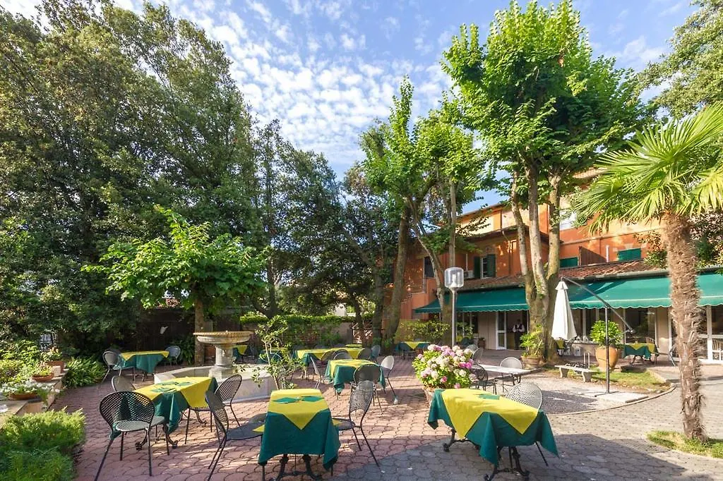 Albergo Battelli (Adults Only) Marina di Pietrasanta 3*,