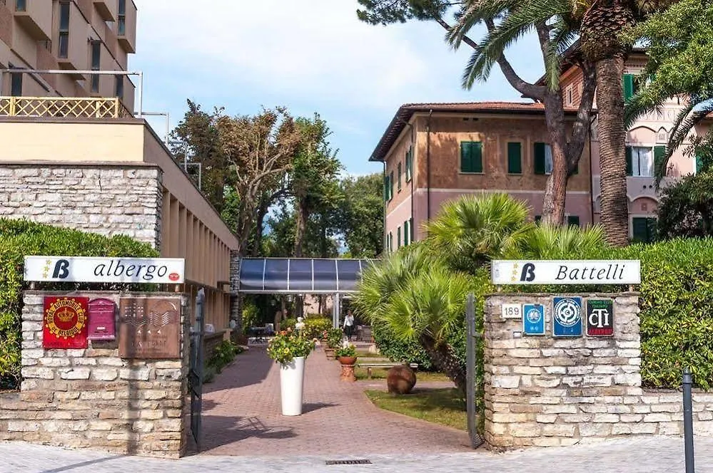 Albergo Battelli (Adults Only) Marina di Pietrasanta 3*,
