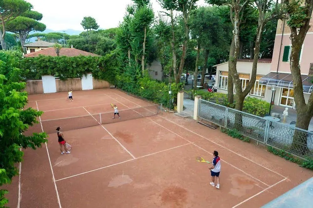 Albergo Battelli (Adults Only) Marina di Pietrasanta Italy